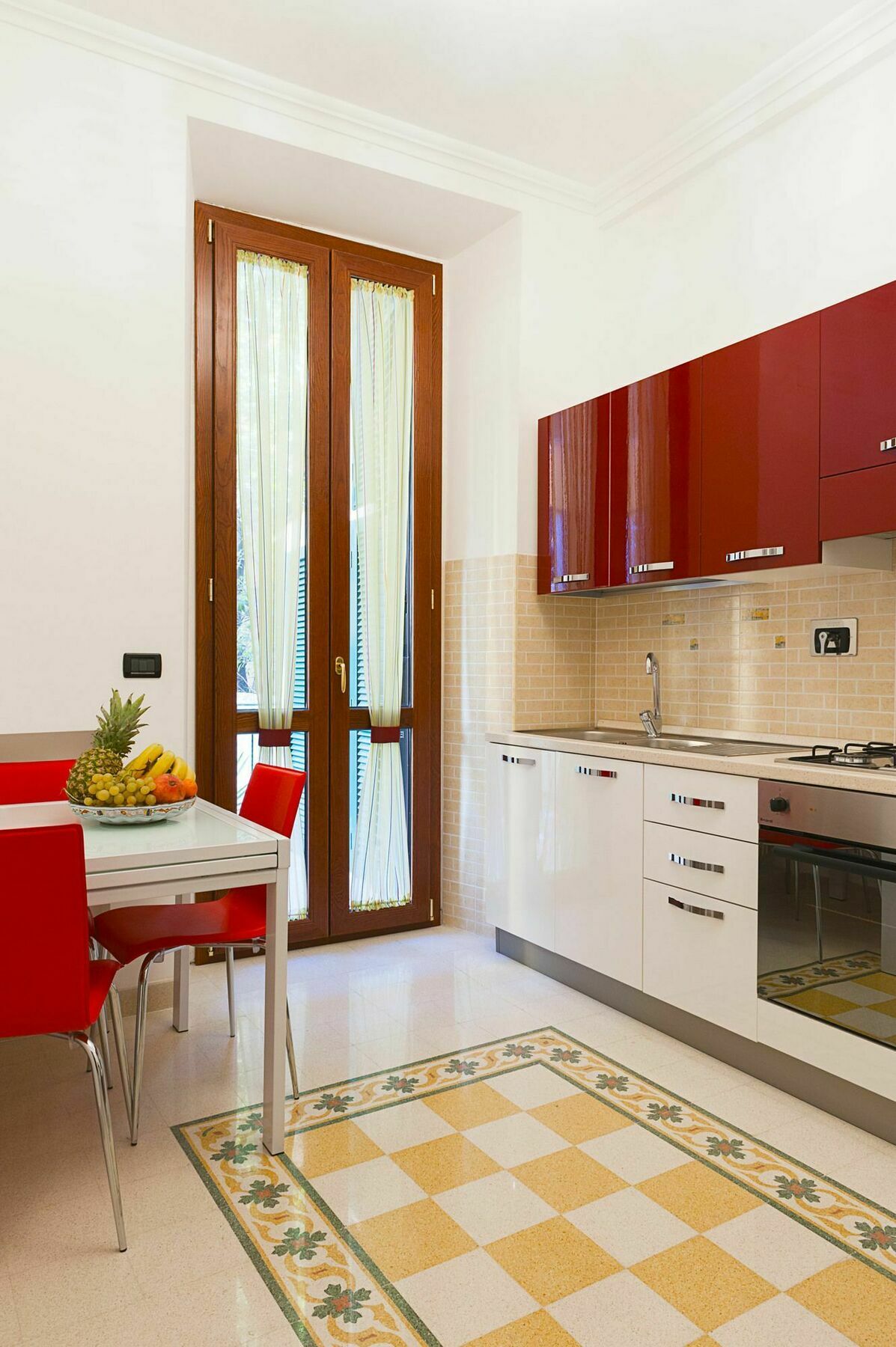 Lolart - Tiburtina Station Apartment